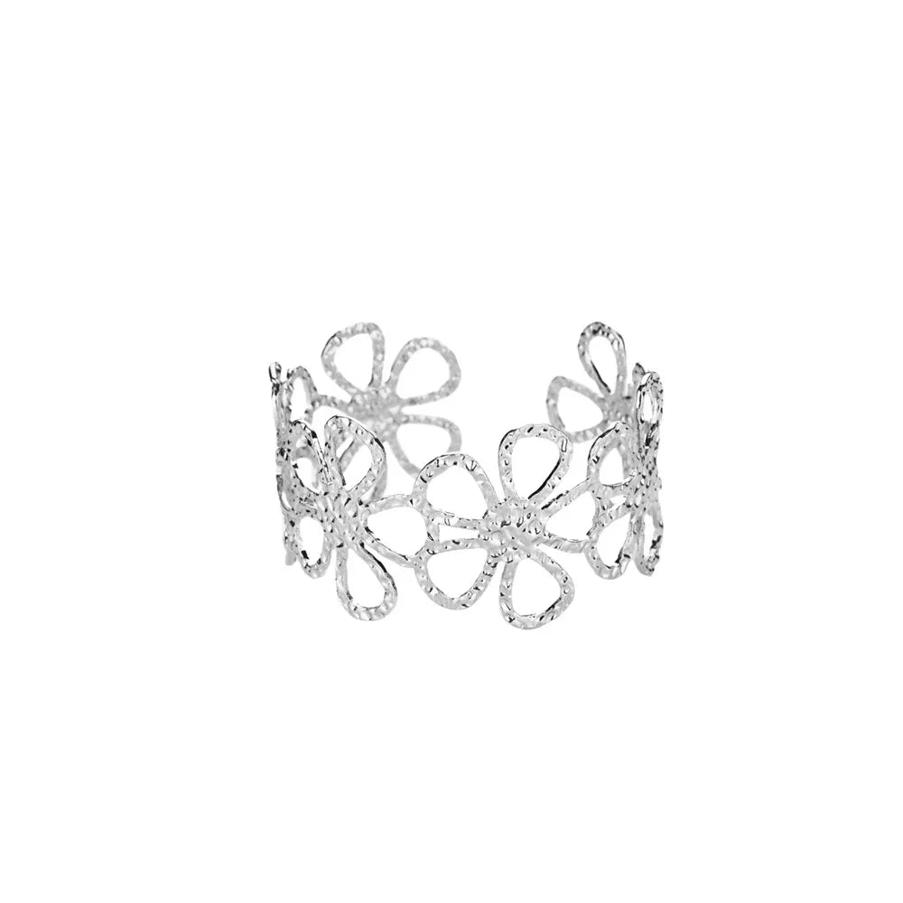 LuxeCurve Bangle